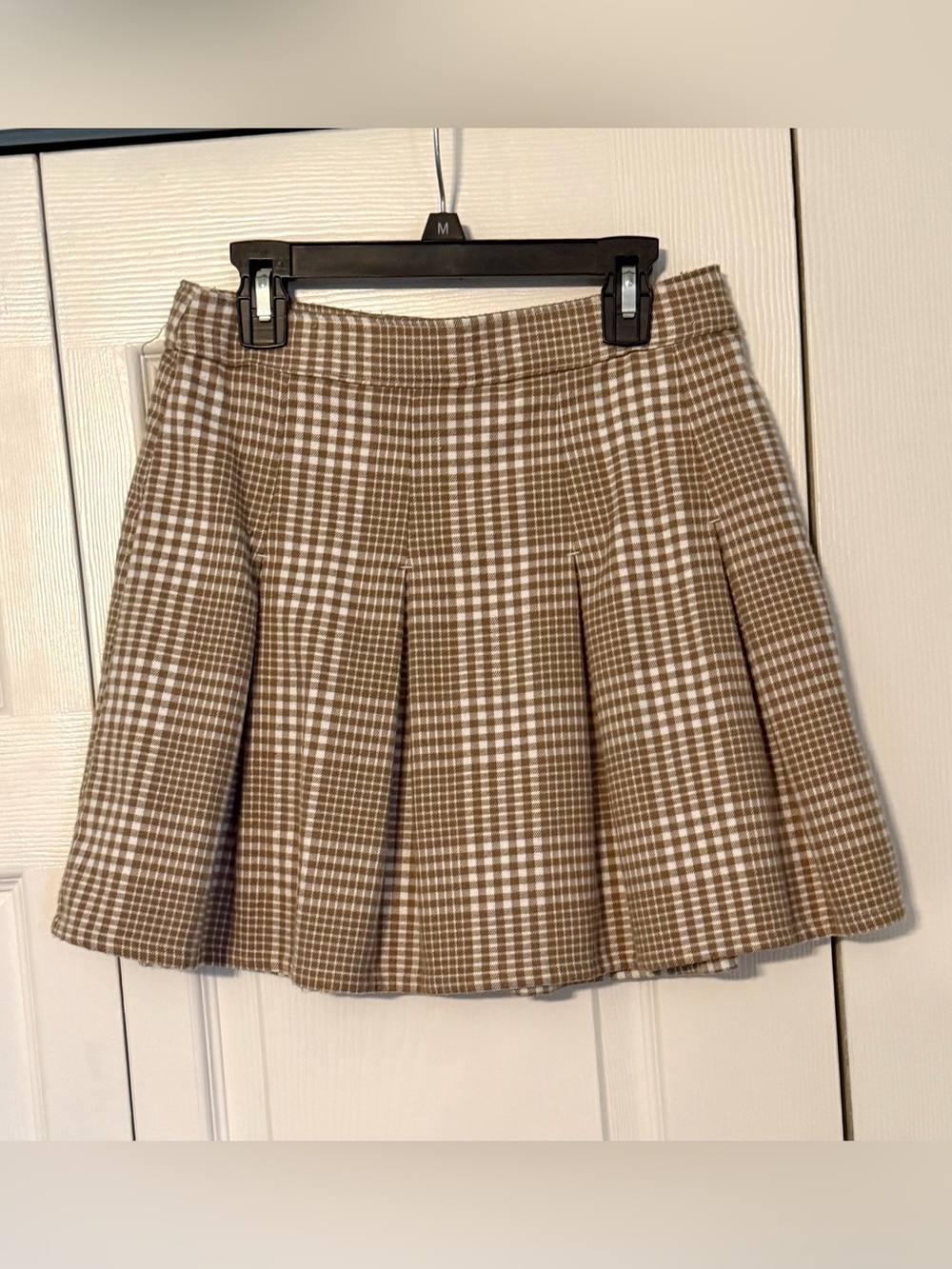 Hollister Brown and White Plaid Pleated Skirt